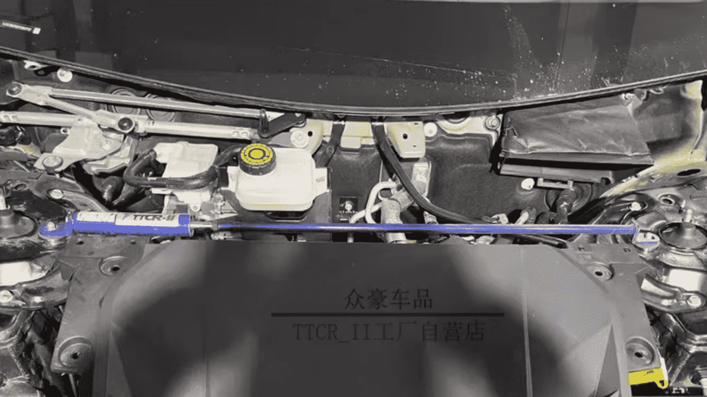 Xevaban.com ở 214 Giải Phóng là đơn vị chuyên cung cấp phụ kiện oto, đồ chơi oto, đồ chơi byd seal, phụ kiện byd seal, xevaban, 214 giải phóng, thanh giằng cân bằng seal, thanh cân bằng khoang máy seal, thanh cân bằng seal.